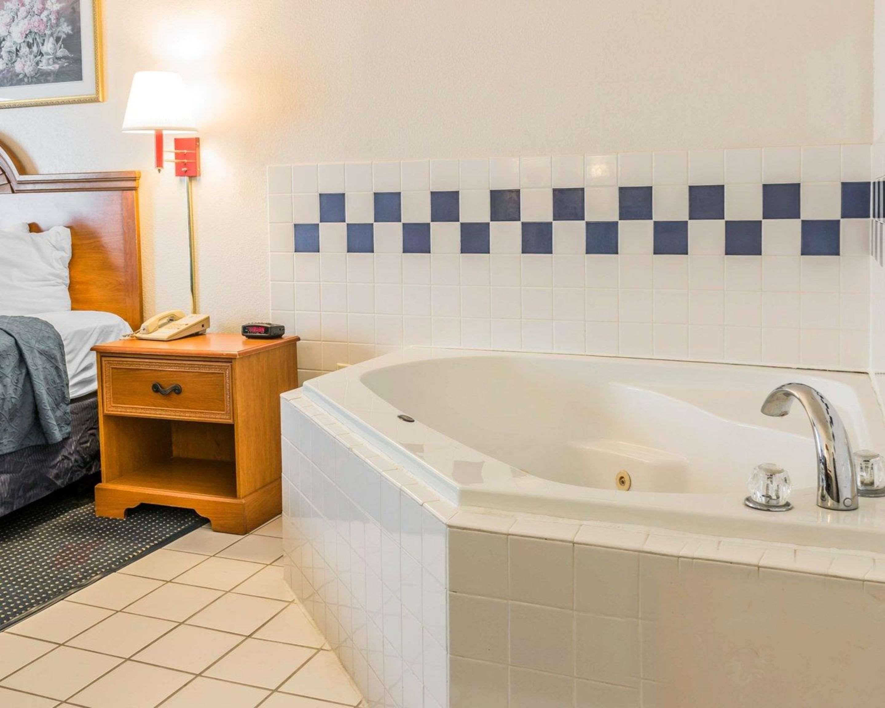 Quality Inn I-94 Near Wings Stadium Kalamazoo Kültér fotó